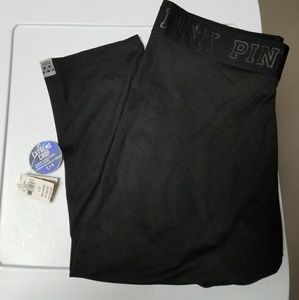 48 HRS ONLY VS PINK Ultimate Extreme Crop Leggings